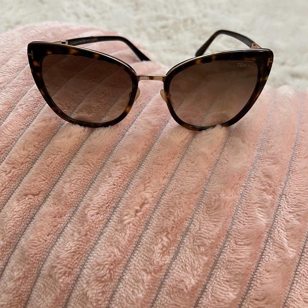 Tom Ford Simona Cateye Tortoise Shell W/Gold Trim (+Orig. Case)